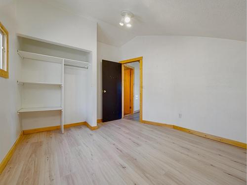 2178 Holmes-Deakin Road, Golden, BC - Indoor Photo Showing Other Room