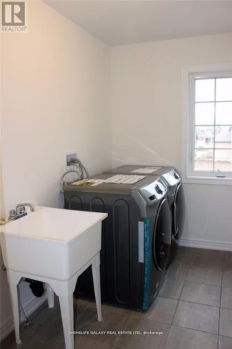 74 Summer Breeze Drive, Quinte West, ON - Indoor Photo Showing Laundry Room