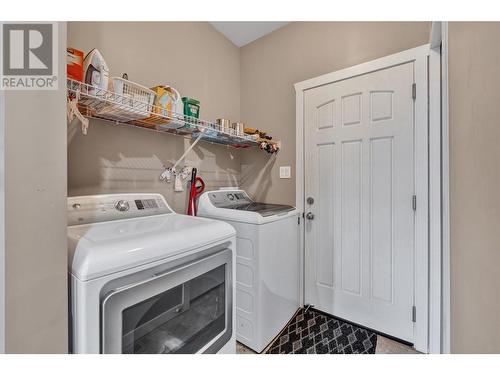 1843 Schunter Drive, Lumby, BC - Indoor Photo Showing Laundry Room