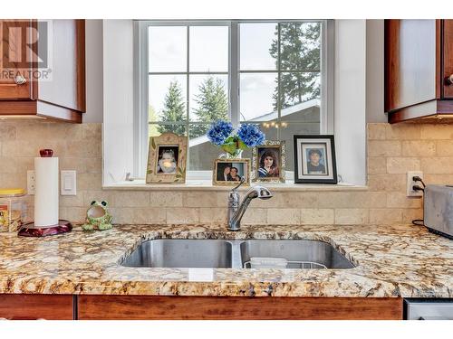 1843 Schunter Drive, Lumby, BC - Indoor Photo Showing Kitchen With Double Sink