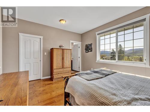 1843 Schunter Drive, Lumby, BC - Indoor Photo Showing Bedroom