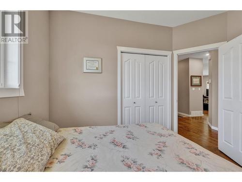 1843 Schunter Drive, Lumby, BC - Indoor Photo Showing Bedroom