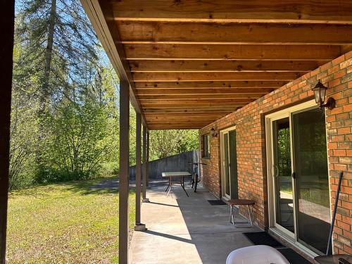 1374&1380 Highway 3B, Montrose, BC - Outdoor With Deck Patio Veranda With Exterior
