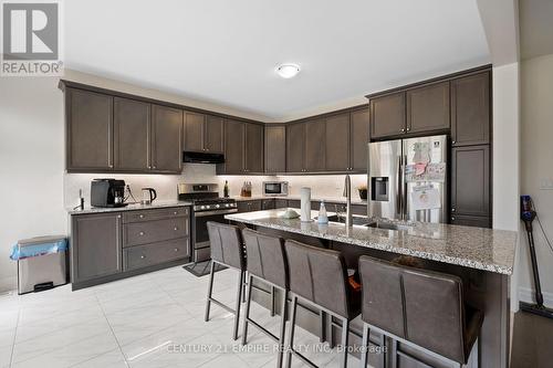 588 Queen Mary Drive, Brampton, ON - Indoor Photo Showing Kitchen With Stainless Steel Kitchen