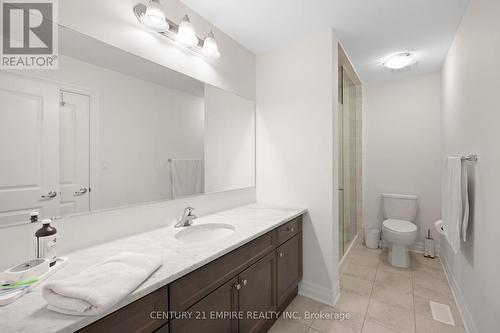 588 Queen Mary Drive, Brampton, ON - Indoor Photo Showing Bathroom