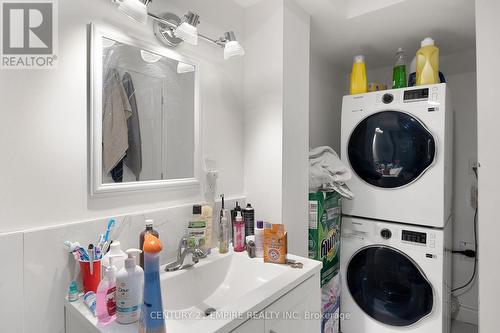 588 Queen Mary Drive, Brampton, ON - Indoor Photo Showing Laundry Room
