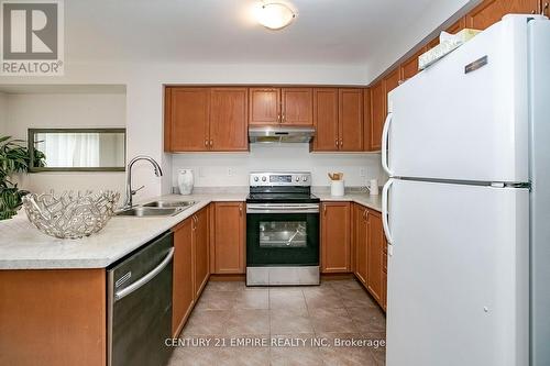 83 Bushmill Circle, Brampton, ON - Indoor Photo Showing Kitchen With Double Sink