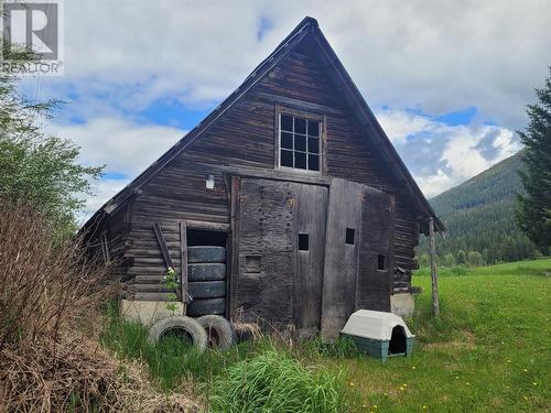 619 North Fork Road, Cherryville, BC - Outdoor