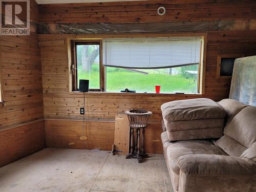 619 North Fork Road, Cherryville, BC - Indoor Photo Showing Other Room