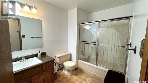 3450 Jordan Drive, Prince Albert, SK - Indoor Photo Showing Bathroom