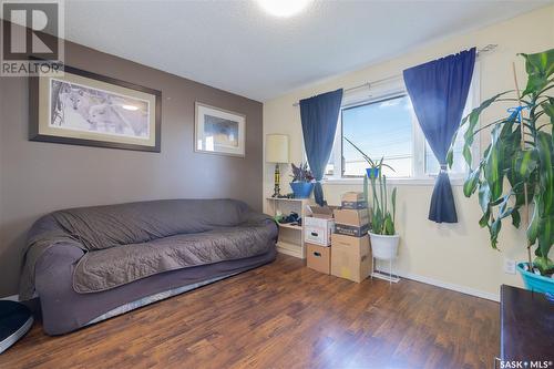 102 6Th Avenue N, Martensville, SK - Indoor Photo Showing Bedroom