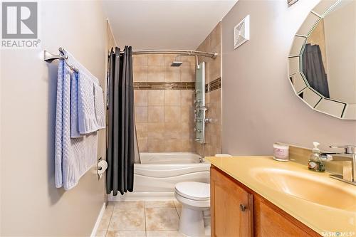 1341 Irving Avenue, Moose Jaw, SK - Indoor Photo Showing Bathroom