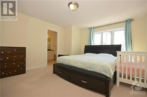 182 Garrity Crescent, Ottawa, ON - Indoor Photo Showing Bedroom