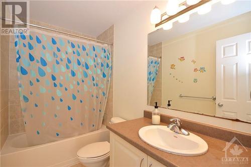 182 Garrity Crescent, Ottawa, ON - Indoor Photo Showing Bathroom
