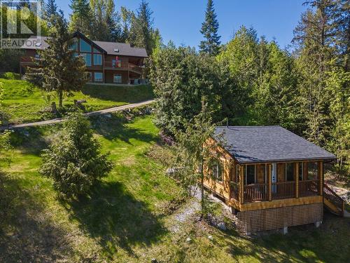 3213 Vindusky  Road, Nelson, BC - Outdoor