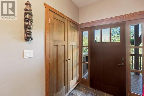 3213 Vindusky  Road, Nelson, BC - Indoor Photo Showing Other Room