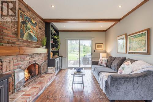 14 Kentmere Grove, Hamilton, ON - Indoor Photo Showing Living Room With Fireplace