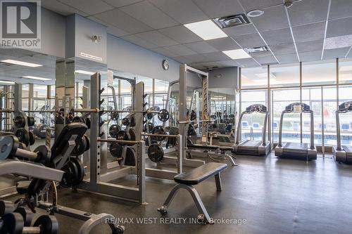 1009 - 2267 Lake Shore Boulevard, Toronto, ON - Indoor Photo Showing Gym Room