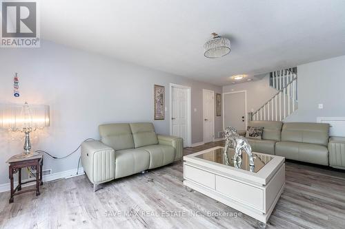 42 Floribunda Crescent, Brampton, ON - Indoor Photo Showing Living Room