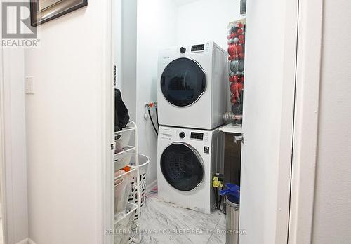 209 - 145 Hillcrest Avenue, Mississauga, ON - Indoor Photo Showing Laundry Room