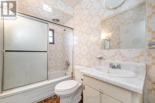 46 Carrick Avenue, Toronto, ON - Indoor Photo Showing Bathroom