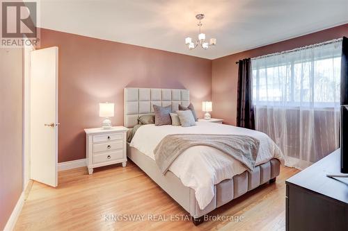15 Deanewood Crescent, Toronto, ON - Indoor Photo Showing Bedroom