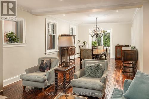 28 Oswald Crescent, Toronto, ON - Indoor Photo Showing Living Room