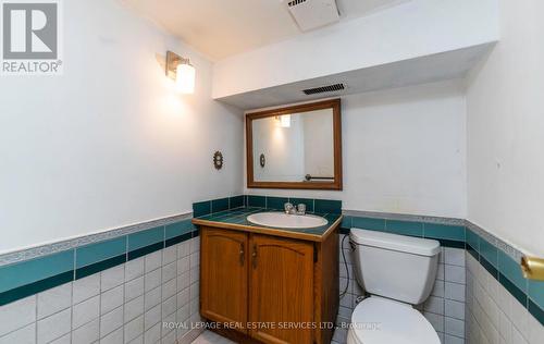 287 Snowdon Avenue, Toronto, ON - Indoor Photo Showing Bathroom