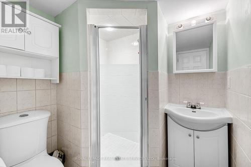 482 Tedwyn Drive, Mississauga, ON - Indoor Photo Showing Bathroom