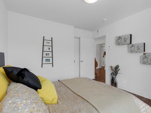 Bedroom - 133 Rue Du Lac-Rinfret, Saint-Colomban, QC - Indoor Photo Showing Bedroom
