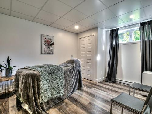 Bedroom - 374 3E Rang, Saint-Jean-Sur-Richelieu, QC - Indoor Photo Showing Other Room