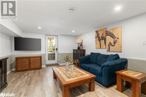 Lower Level In-Law Suite - 149 Bridge Street E, Belleville, ON - Indoor Photo Showing Living Room
