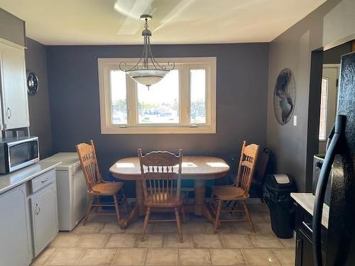 514 Ryerson Crescent, Thunder Bay, ON - Indoor Photo Showing Dining Room