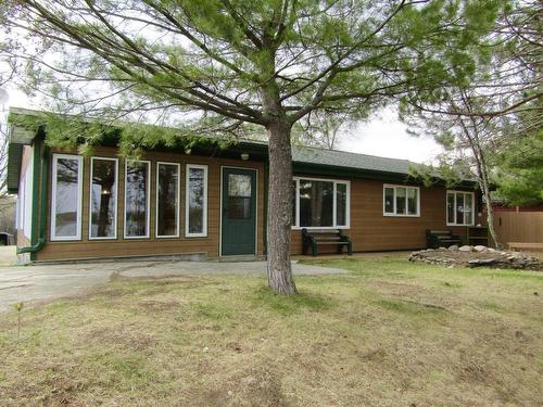 689 Bears Pass Road, Rainy Lake, ON - Outdoor