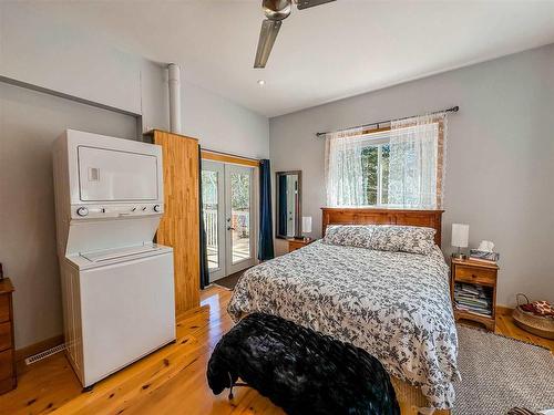 12 144 Andys Camp Road, Kenora, ON - Indoor Photo Showing Bedroom