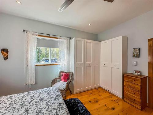 12 144 Andys Camp Road, Kenora, ON - Indoor Photo Showing Bedroom