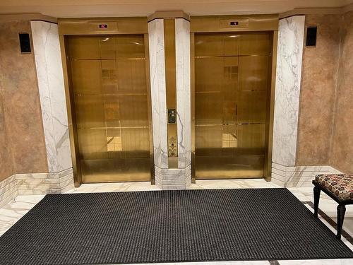 Ascenseur - 507-1 Av. Wood, Westmount, QC -  Photo Showing Other Room