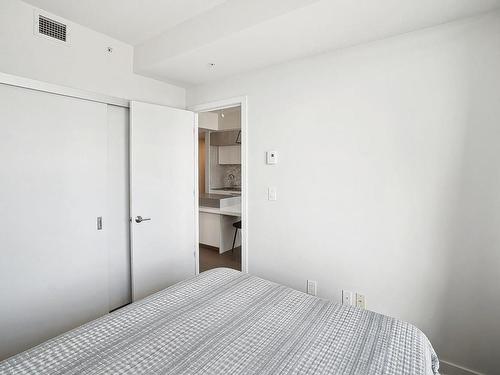 Bedroom - 2812-1188 Rue St-Antoine O., Montréal (Ville-Marie), QC - Indoor Photo Showing Bedroom