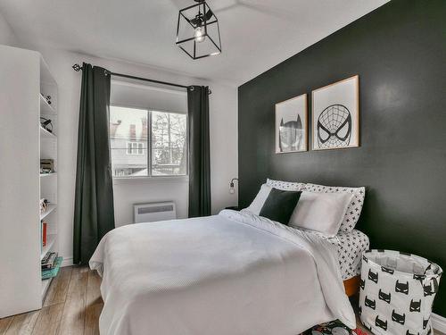 Bedroom - 220 10E Avenue, Sainte-Anne-Des-Plaines, QC - Indoor Photo Showing Bedroom