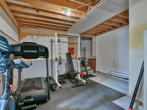 Salle d'exercice - 220 10E Avenue, Sainte-Anne-Des-Plaines, QC - Indoor Photo Showing Gym Room