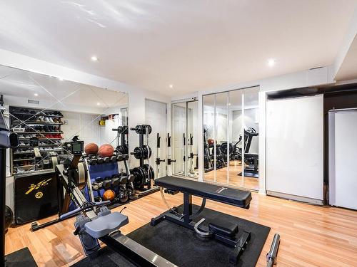 Chambre Ã Â coucher - 3915 Rue Edgar, Longueuil (Saint-Hubert), QC - Indoor Photo Showing Gym Room