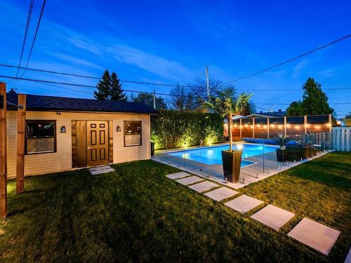 Cour - 3915 Rue Edgar, Longueuil (Saint-Hubert), QC - Outdoor With In Ground Pool With Backyard