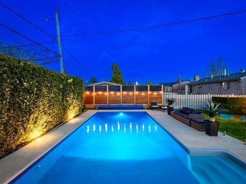 Piscine - 3915 Rue Edgar, Longueuil (Saint-Hubert), QC - Outdoor With In Ground Pool With Backyard