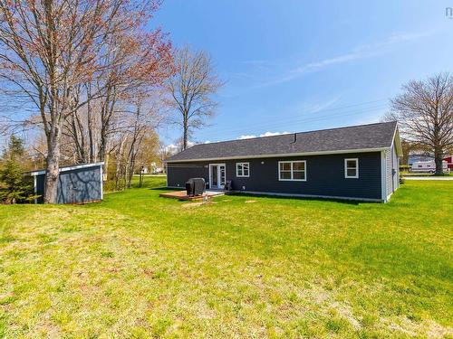 14327 Highway 1, Wilmot, NS 