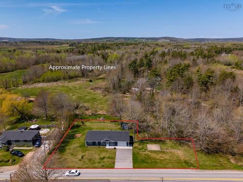 14327 Highway 1, Wilmot, NS 