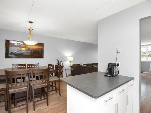 118 500 Toledo Street, Thunder Bay, ON - Indoor Photo Showing Dining Room
