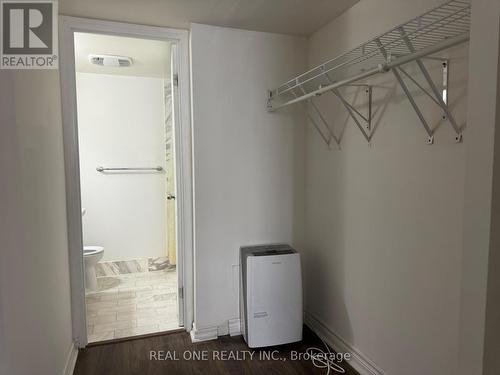 909 - 325 Webb Drive, Mississauga, ON - Indoor With Storage