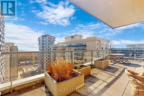 1804 - 70 High Park Avenue, Toronto, ON - Outdoor With View