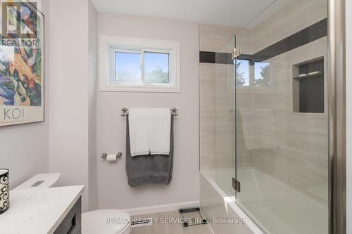 4 Sophia Street, Brampton, ON - Indoor Photo Showing Bathroom