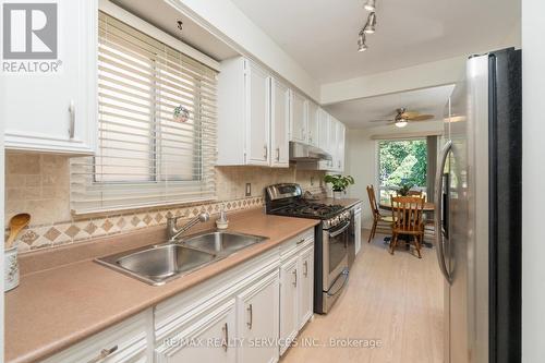 4 Sophia Street, Brampton, ON - Indoor Photo Showing Kitchen With Double Sink